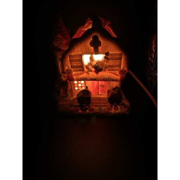 Halloween Harvest Scare Crow Stuffery Porcelain Lighted House - Picture 7 of 7